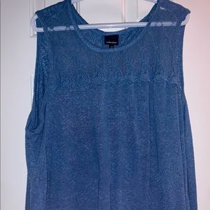 Women’s blue sleeveless top size 3X
